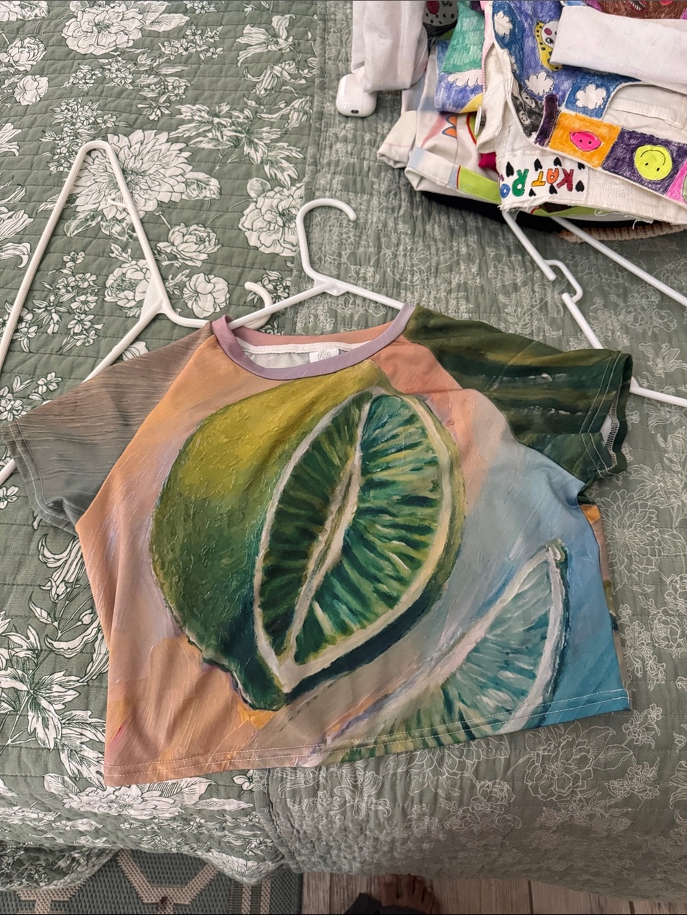 Cropped graphic lime tee